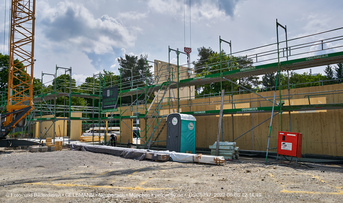 05.06.2023 - Neue Wände für das HAus für Kinder in Neuperlach in München